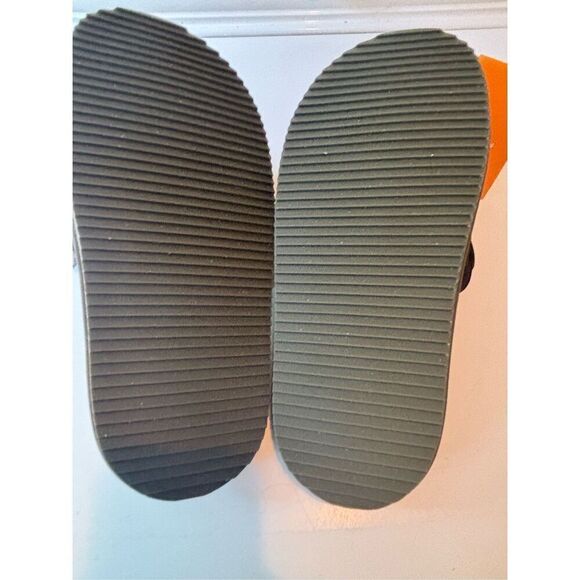 Farm Rio Sandals - Picture 5 of 8